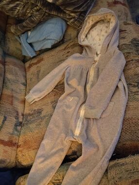 Carter's Gray Hooded Baby Onesie with Floral Trim 24 M. Zip